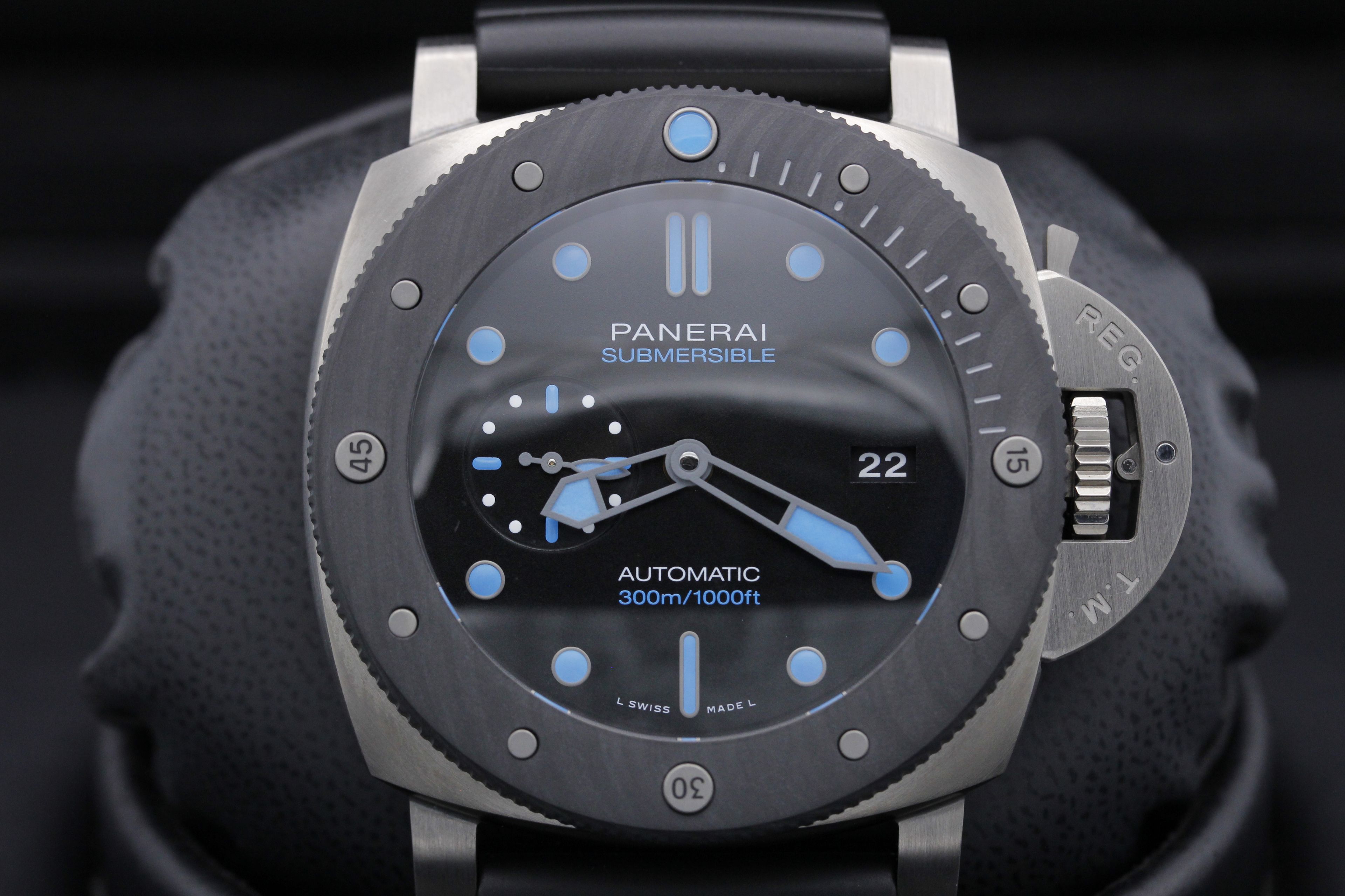 Panerai Luminor Submersible